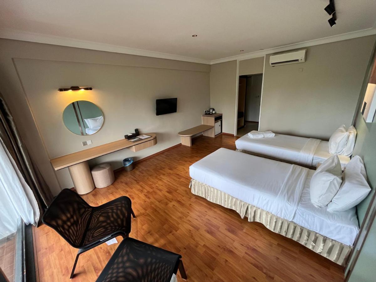 ตูนามายา บีช แอนด์ สปา รีสอร์ต - เดซารู Hotel เดอซารู ภายนอก รูปภาพ